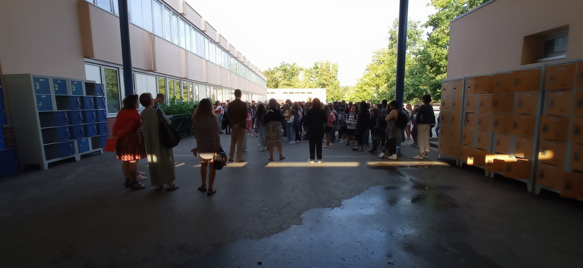 Cest La Rentrée Bienvenue Sur Le Site Du Collège Des Bourgognes